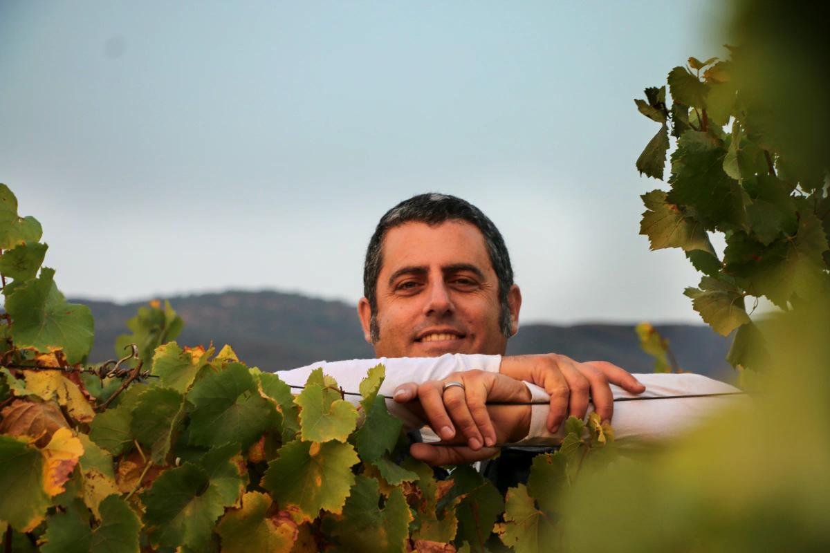 Testarossa Winery winemaker Bill Brosseau in Santa Lucia Highlands vineyards.